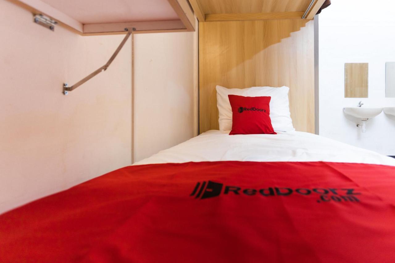 Reddoorz Hostel @ Malang City Center 2 Exteriér fotografie